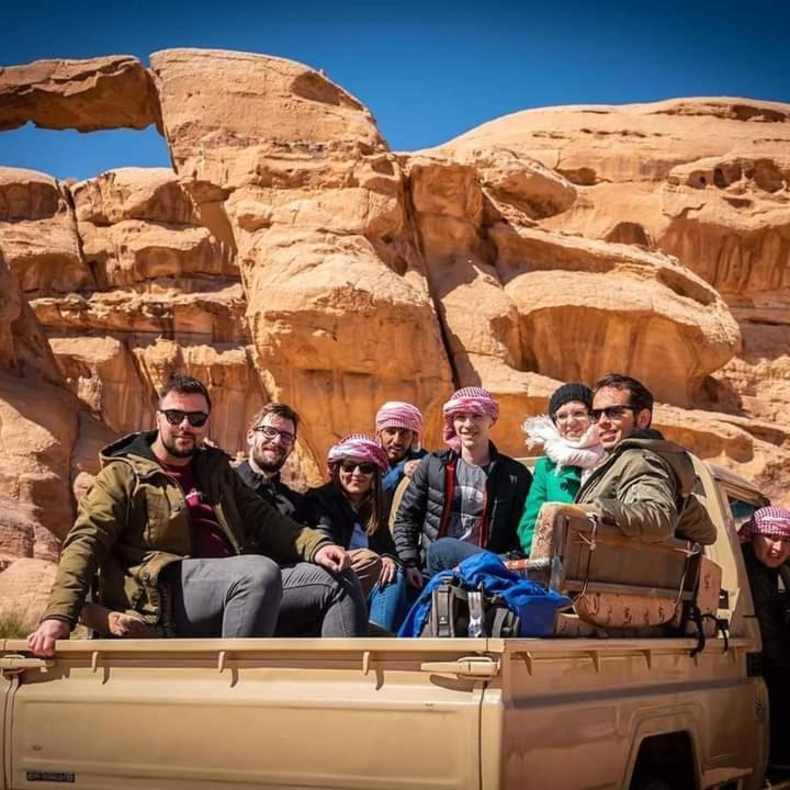 Wadi Rum Bubble Tent & Bedouin Style Extérieur photo
