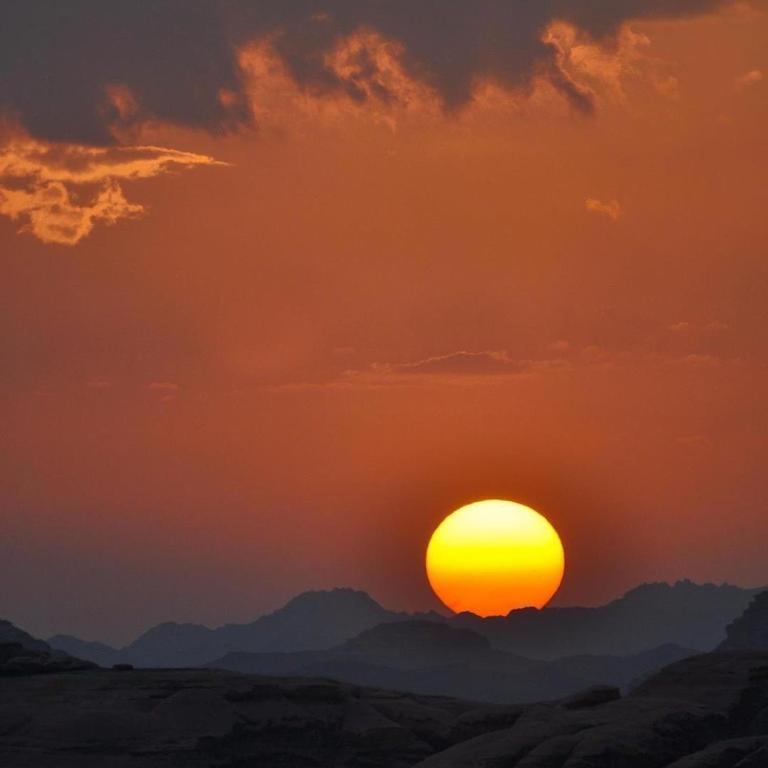 Wadi Rum Bubble Tent & Bedouin Style Extérieur photo